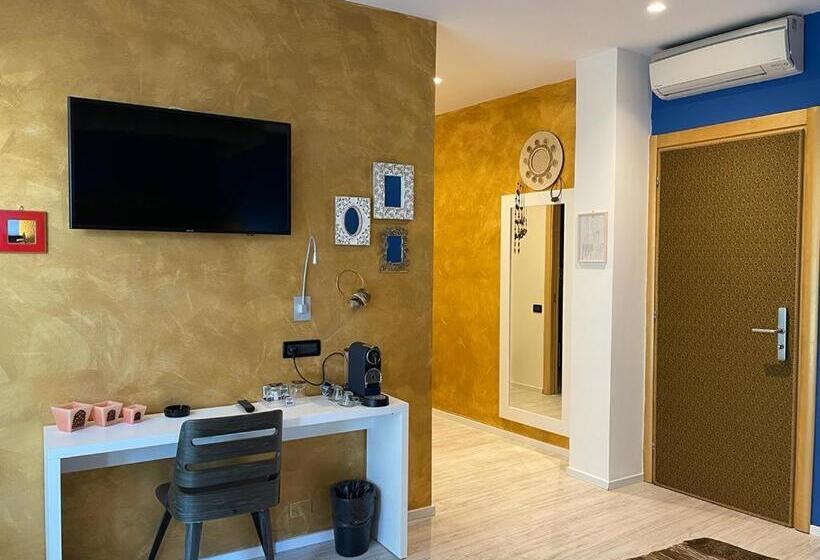 Номер Стандарт, Bellini Relais