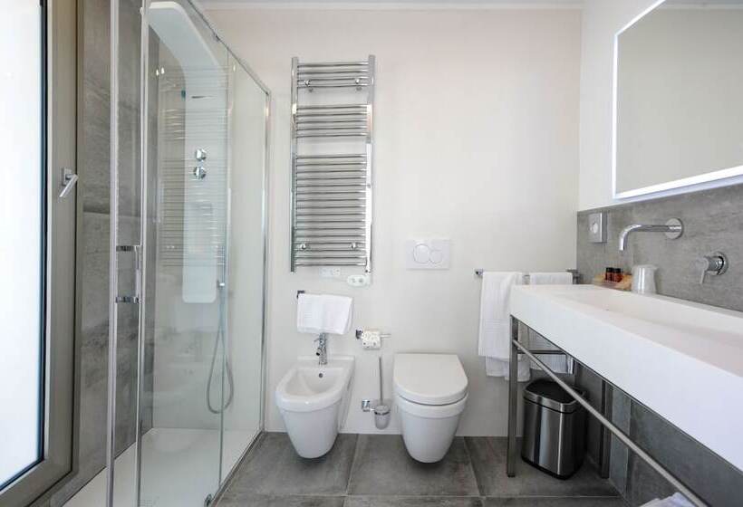 Полулюкс, Bellini Relais