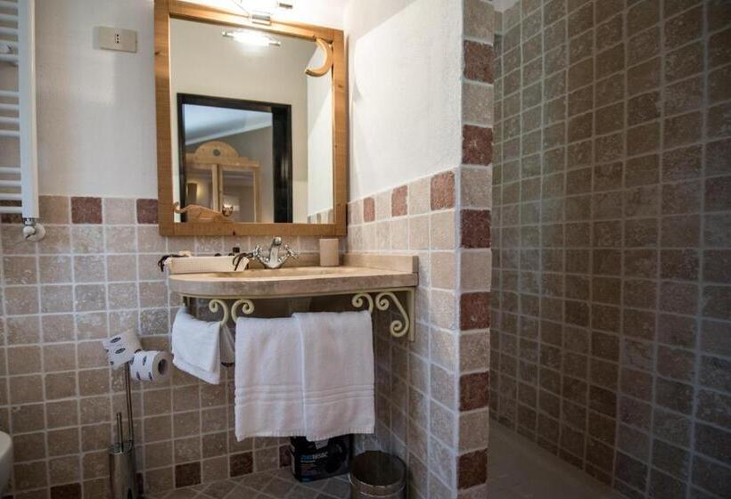 Quarto Estandar, Borgo San Faustino Country Relais And Spa