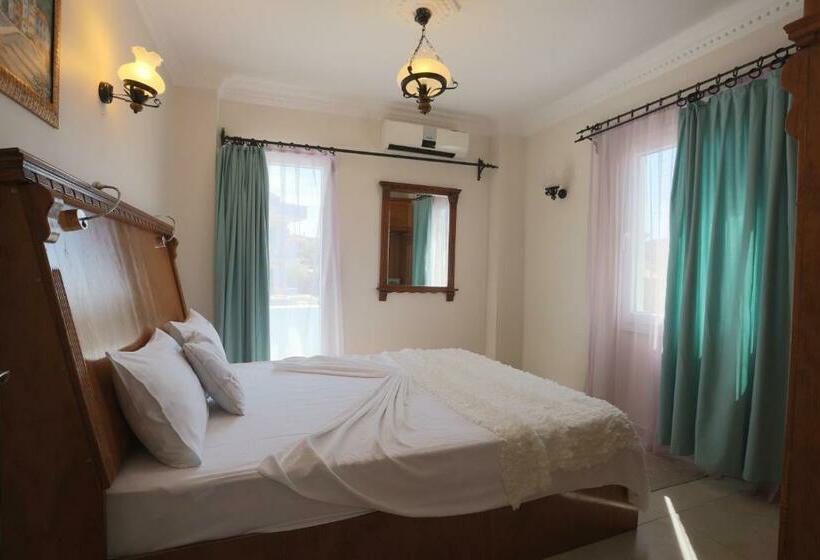 سوییت با چشم‌انداز باغ, Cundavilla Hotel & Suites