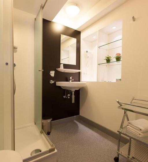 Habitación Estándar, Gillis Eight By Romy&travis