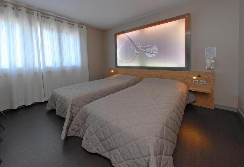 디럭스 룸, Logis Hotel Restaurant Des Gorges Du Tarn