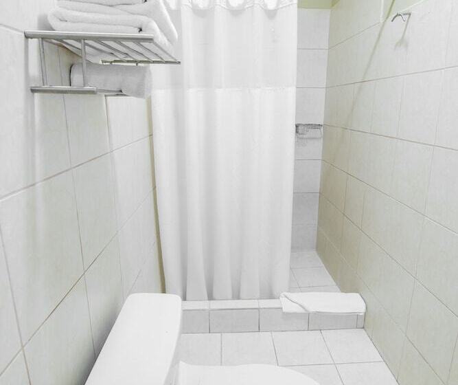 Номер Стандарт Трехместный, El Dorado Express