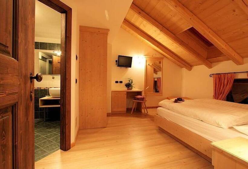 غرفة قياسية فردية, Fonte Dei Veli