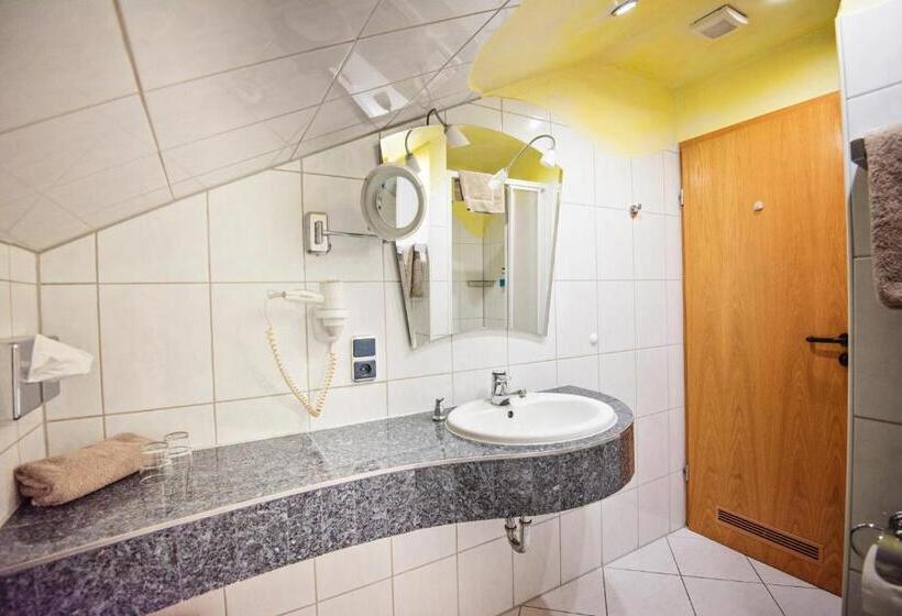 标准间, Heideparadies