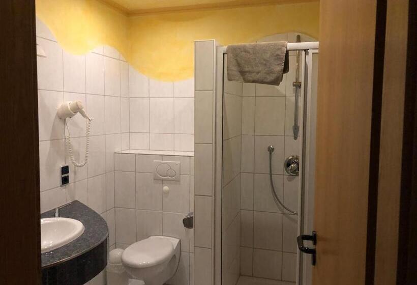 四人标准间, Heideparadies