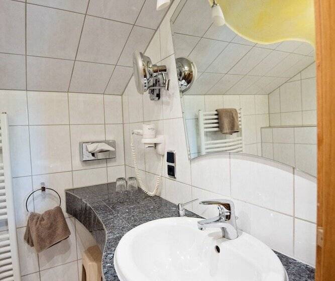 标准间, Heideparadies