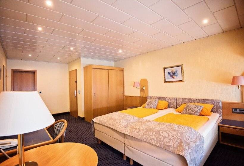 标准三人间, Heideparadies