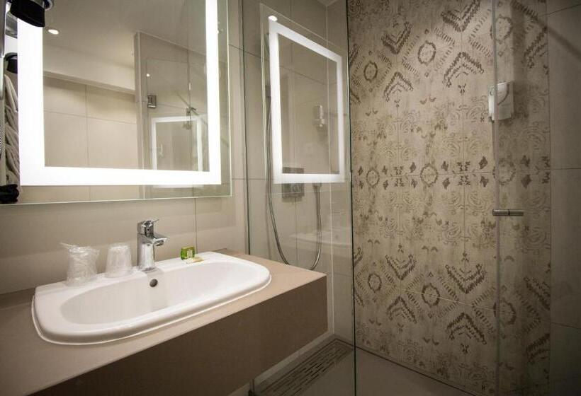 Номер Стандарт, De L Isle  L Isle D Abeau