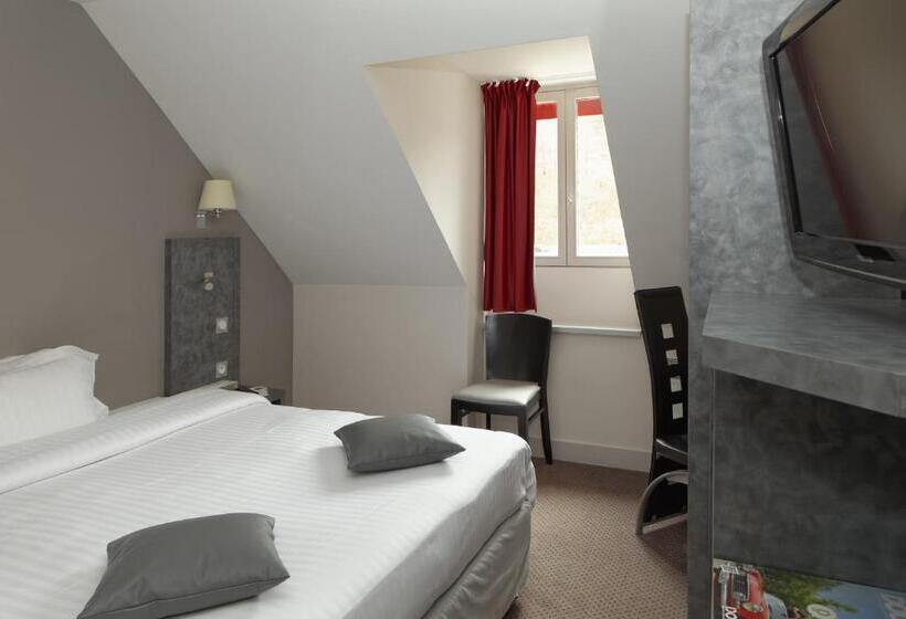 חדר קלאסי, La Table De Gustave