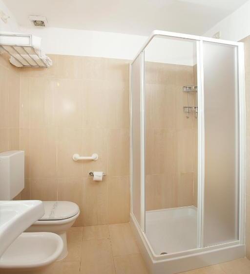 חדר סטנדרט, Michelangelo