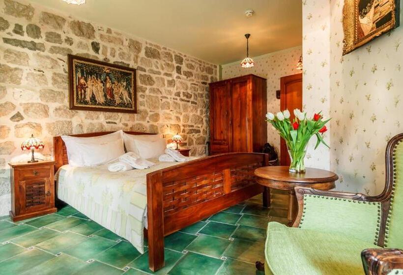 חדר סופריור, Monte Cristo