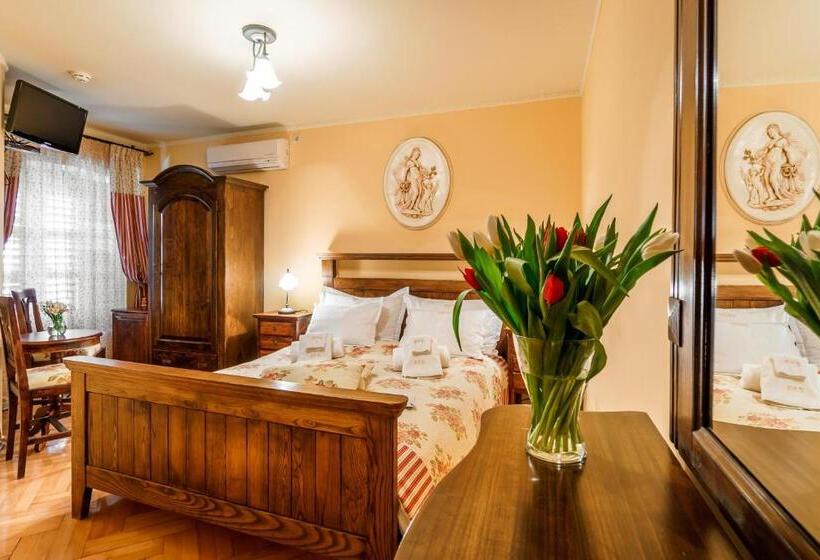 חדר אקונומי, Monte Cristo