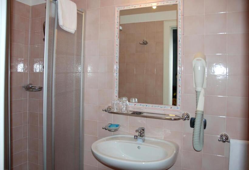 ジュニアスイート, Oasi