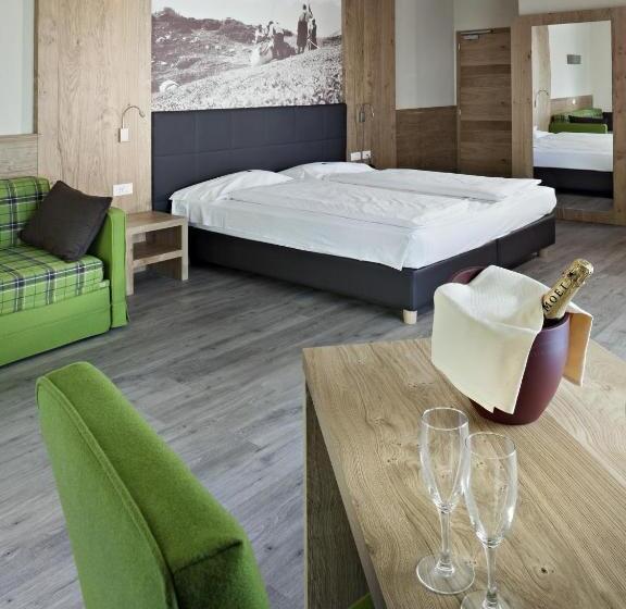 四人豪华间, Parc Hotel Miramonti