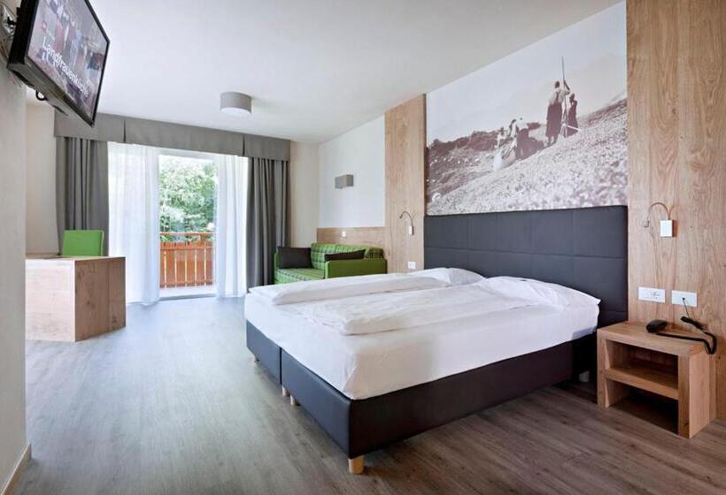 四人豪华间, Parc Hotel Miramonti