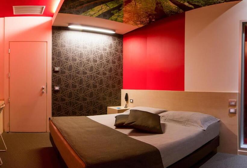 غرفة قياسية, Pineta