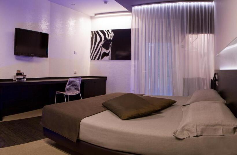 חדר סופריור, Pineta