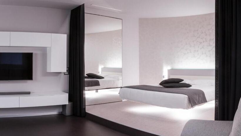 סוויטת סופריור, Pineta