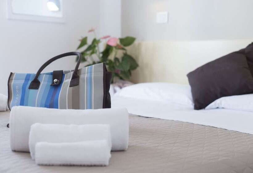 コンフォートルーム, Sahib