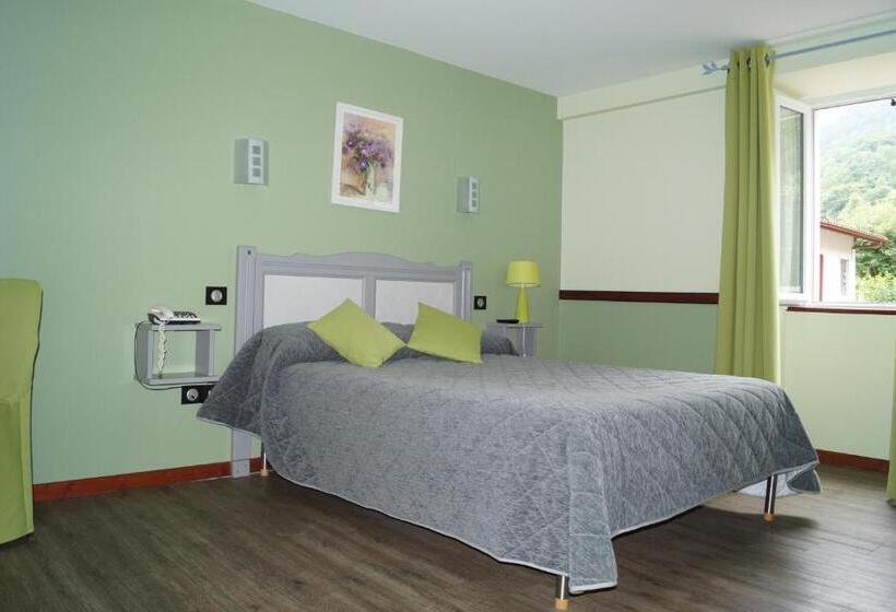 غرفة قياسية, Les Sources De La Nive