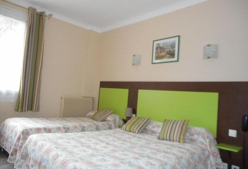 غرفة قياسية, Les Sources De La Nive