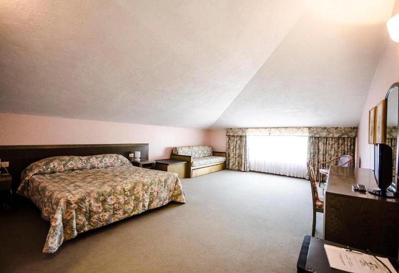 غرفة قياسية رباعية, Torre Del Sole