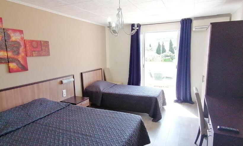 Номер Стандарт Трехместный, U Libecciu