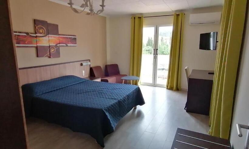 Номер Superior, U Libecciu