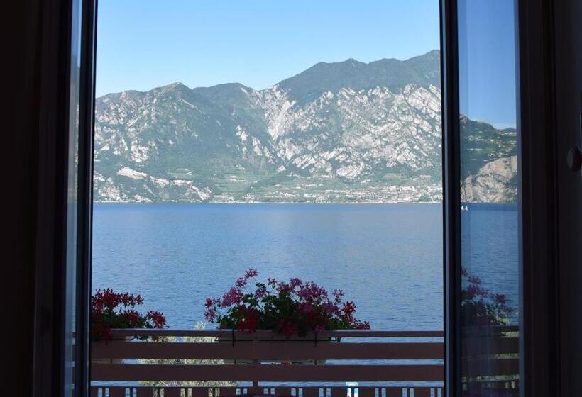 스탠다드 룸, Vela Azzurra