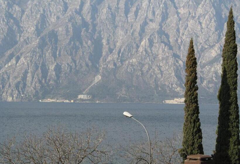 패밀리 룸, Vela Azzurra