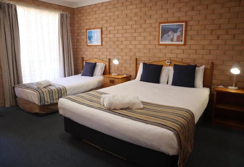 اتاق استاندارد برای معلولان, Golden Chain Aalana Motor Inn