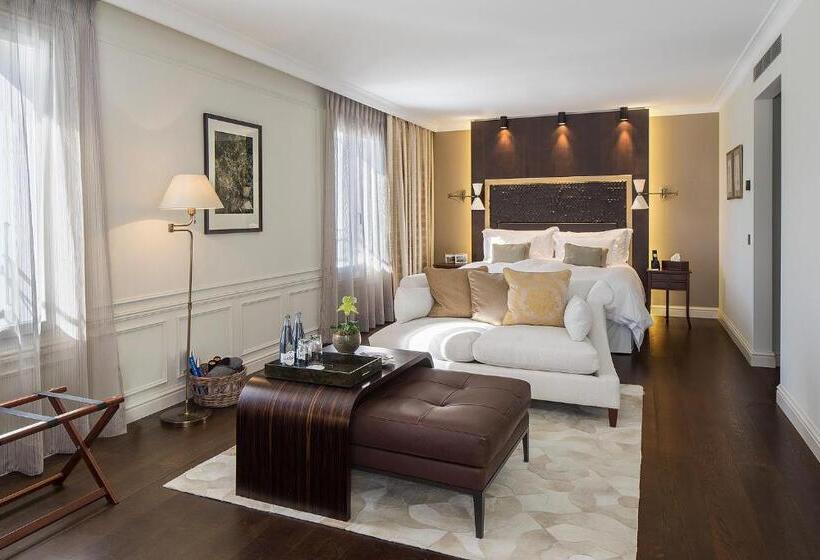 جناح جونيور مطل على الجبل, Villa Honegg