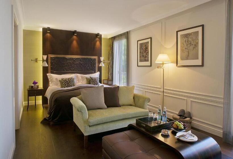 غرفة سوبيريور إطلالة على البحيرة, Villa Honegg