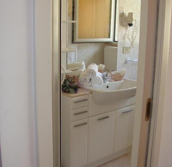 اتاق استاندارد با تراس, Villa Luisa