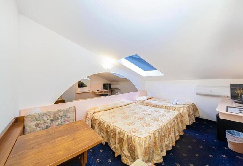Трежместный Номер Economy, Villa Luisa