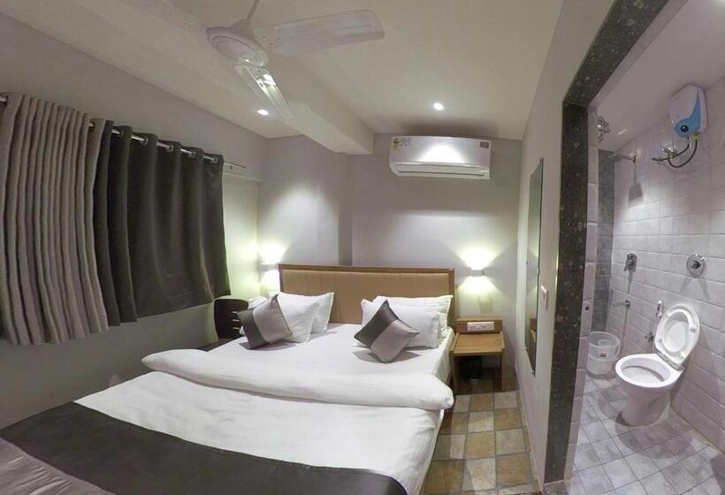 Номер Deluxe Кровать Кинг, Nova Star