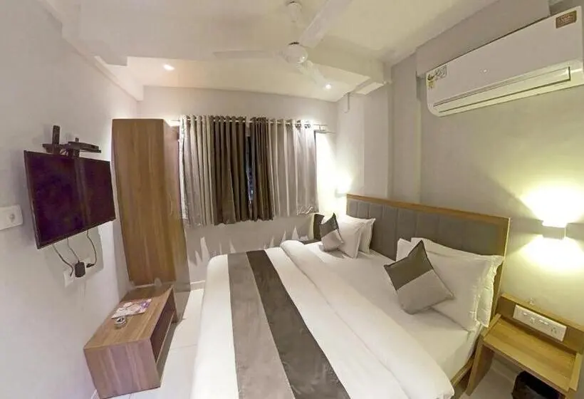 Superior Zimmer Kingsize Bett, Nova Star