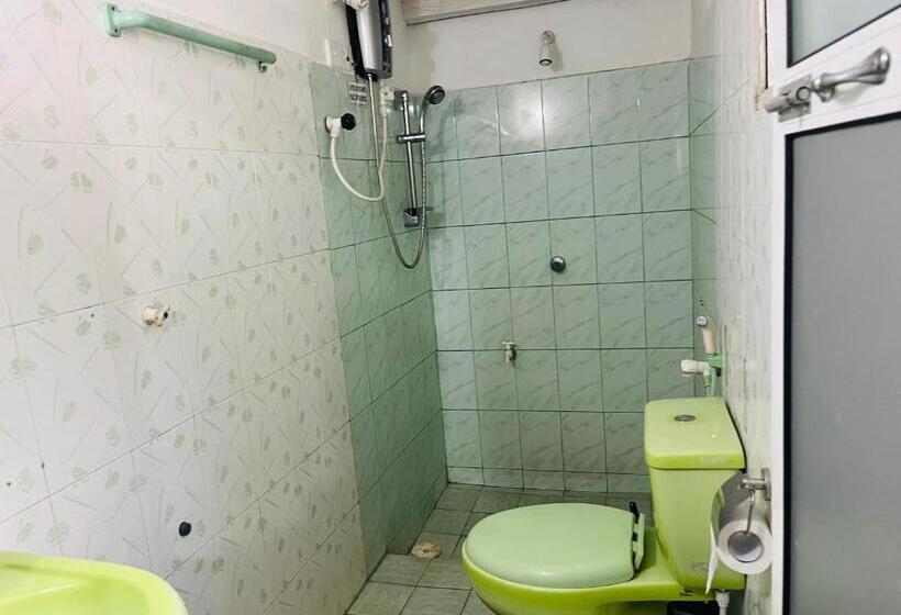 غرفة قياسية, Sinharaja Tour Hostel