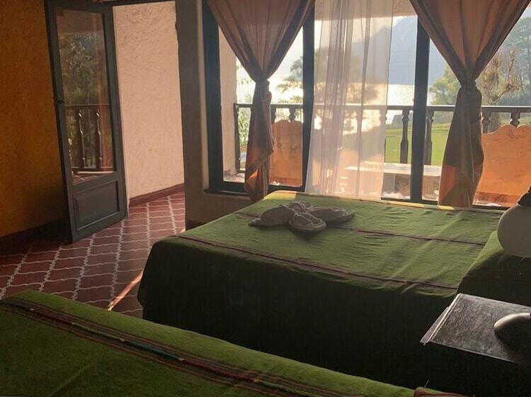 اتاق استاندارد سه نفره, Bahia Atitlan