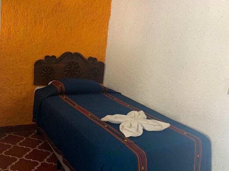 اتاق استاندارد سه نفره, Bahia Atitlan