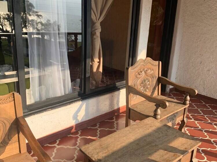 اتاق استاندارد سه نفره, Bahia Atitlan