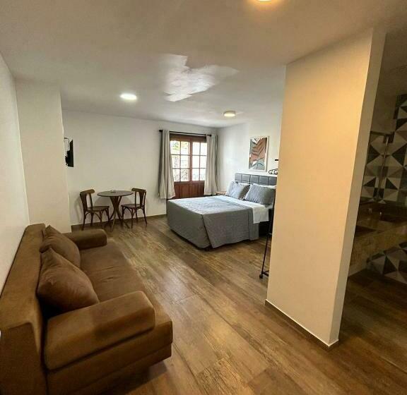 سوییت خانوادگی, Bahia Pelô Hostel