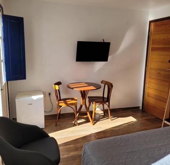 اتاق استاندارد اینتریور, Bahia Pelô Hostel