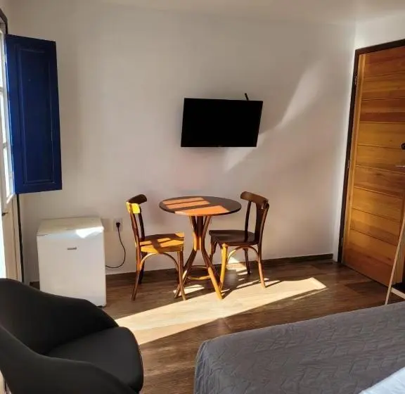 スタンダードインサイドビュールーム, Bahia Pelô Hostel