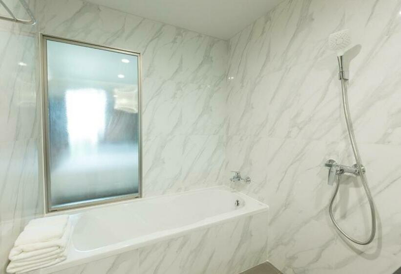 디럭스 룸, Paragon Grand Resort