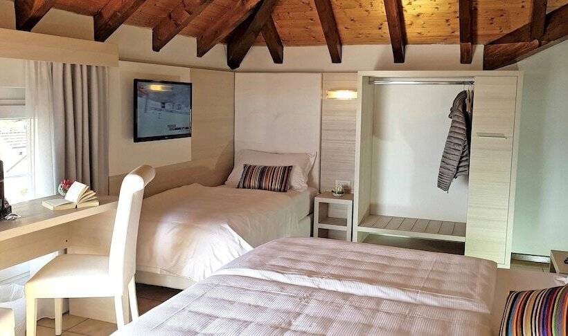 اتاق خانوادگی, @ Home Hotel Locarno