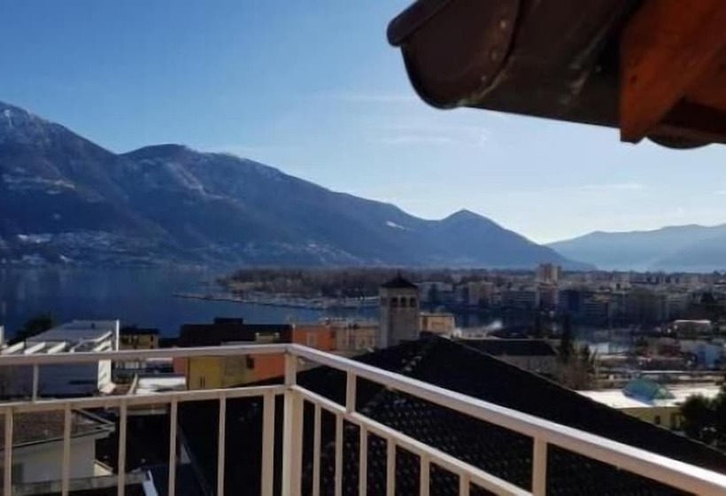 اتاق استاندارد با چشم‌انداز دریاچه, @ Home Hotel Locarno