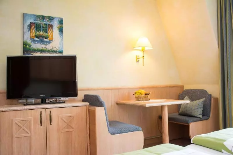 スタンダードルーム, Casa Rustica Eintrittskarten Für Den Europapark Erhalten Sie Garantiert über Uns!