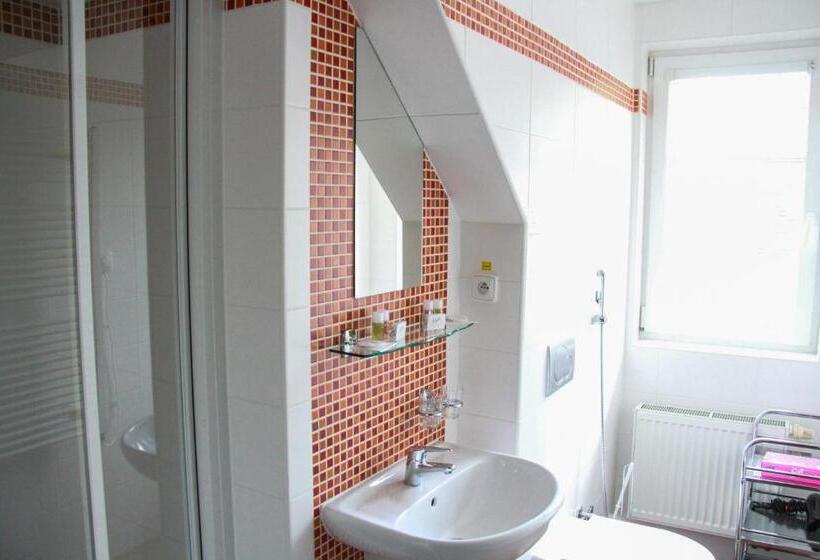 Studio Comfort, Běhounek